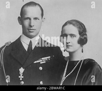 Roi George II de Grèce avec sa femme la princesse Elisabeth de Roumanie 12 septembre 1922 Banque D'Images