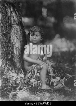 Les enfants les plus parfaitement formés en Amérique Maître Rupert Eyre de San Diego vainqueur du championnat pour les petits garçons en compétition à Sacramento 19 juillet 1922 Banque D'Images