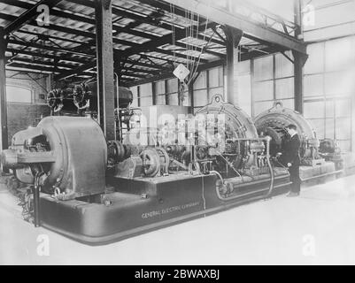 La plus grande station sans fil du monde a ouvert à Rocky point . Près de Port Jefferson New York Power House et bassin de refroidissement 22 novembre 1921 Banque D'Images