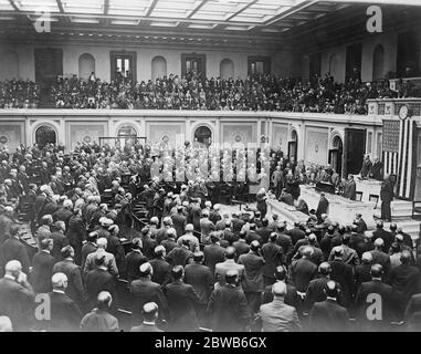 Frederick H Gillett, du Massachusetts , a été réélu Président de la Chambre des représentants le 5 décembre , lorsque les insurgés républicains ont voté pour lui pour la première fois après une impasse deux jours auparavant . 14 décembre 1923 Banque D'Images