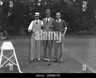 Golf hommes contre femmes au club de Nouvelle-Zélande , Byfleet M. Dale Bourne , Major le roy Burnham , et M. Eric Martin Smith 9 juillet 1931 Banque D'Images