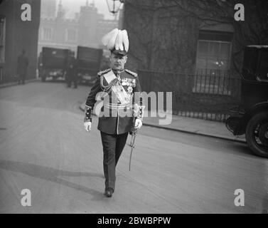 Le roi tient un lévee au Palais Saint-James . Earl Cavan départ. 11 mars 1924 Banque D'Images