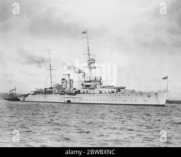 HMS Frobisher était un croiseur lourd de classe Hawkins . 19 janvier 1927 Banque D'Images