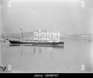 SS Biarritz , départ de Douvres , avec le Parti Royal . 1925 Banque D'Images