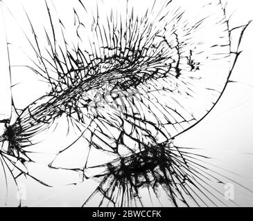 Verre fissuré, fissures sur fond blanc. Verre de protection cassé. Concept de conception. Banque D'Images