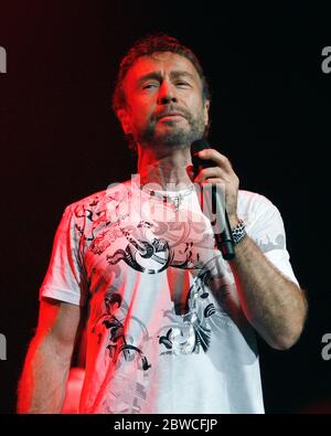 Le chanteur Paul Rodgers joue avec Bad Company à la Seminole Hard Rock Live Arena à Hollywood, Floride. Banque D'Images