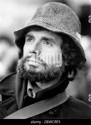 David Birney, sur le plateau du film TV, « The Deadly Game » sur « NBC Saturday Night at the Movies », NBC-TV, 1976 Banque D'Images