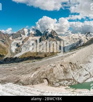 Piz Roseg et glacier Sella vus de la station de montagne Piz Corvatsch, Grisons, Suisse Banque D'Images