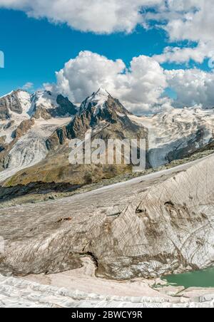 Piz Roseg et glacier Sella vus de la station de montagne Piz Corvatsch, Grisons, Suisse Banque D'Images