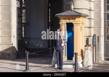 Stockholm, Suède - octobre 19 2018 : changement de garde au Palais royal de Stockholm le 19 2018 octobre à Stockholm, Suède. Banque D'Images