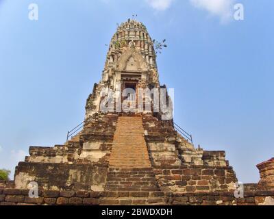 Wat Ratchaburana est un temple dans le parc historique de Phra Nakhon si Ayutthaya. La pagode principale du temple est l'un des meilleurs temples de la ville. Emplacement Banque D'Images