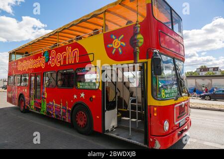 Berlin, Allemagne - 01 juillet 2018 : la bouse touristique dans les rues de Berlin. Banque D'Images