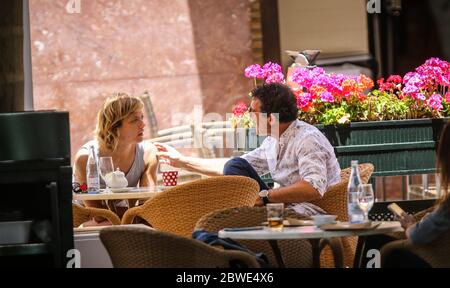 Malaga, Espagne. 31 mai 2020. Acteur Antonio Banderas avec Maria Casado finaliser les détails de son nouveau projet à Malaga crédit: CORGON PRESSE/Alay Live News Banque D'Images