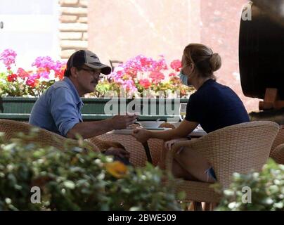 Malaga, Espagne. 31 mai 2020. Acteur Antonio Banderas avec Maria Casado finaliser les détails de son nouveau projet à Malaga crédit: CORGON PRESSE/Alay Live News Banque D'Images