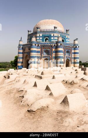 Tombe de Bibi Jawindi à la nécropole de l'UCH, UCH Sharif, district de Bahawalpur, province du Punjab, Pakistan, Asie du Sud, Asie Banque D'Images