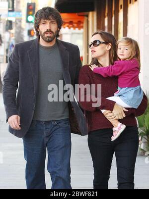 Ben Affleck et Jennifer Garner prennent Seraphina pour le petit déjeuner, Santa Monica, CA Banque D'Images