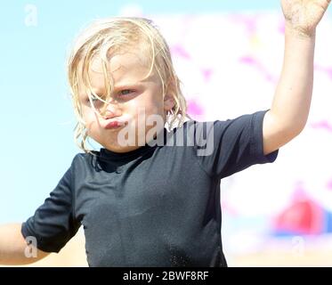 Gwen Stefani emmène Kingston et Zuma Rossdale à Newport Beach, CA. 19 août 2012 Banque D'Images