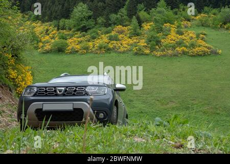 30 mai 2020 jour turquie trabzon ville Mackie Springs découverte nature Dacia Duster. Profitez de la nature avec dacia duster 4x4 Banque D'Images