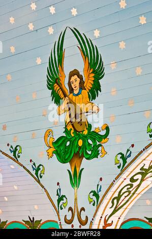 Angel peint à la voûte de l'église catholique STS Cyril & Methodius, Painted Eglises of Texas, Dubina, près de Weimar, Texas, États-Unis Banque D'Images