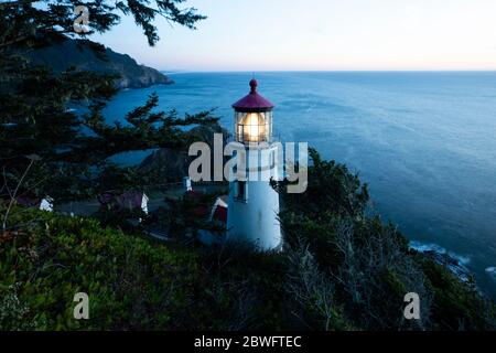 Phare de la rivière Umpqua, Cape déception, Oregon, États-Unis Banque D'Images