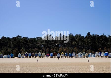 rangée de cabanes de plage à wells-next-the-sea, nord de norfolk, angleterre Banque D'Images