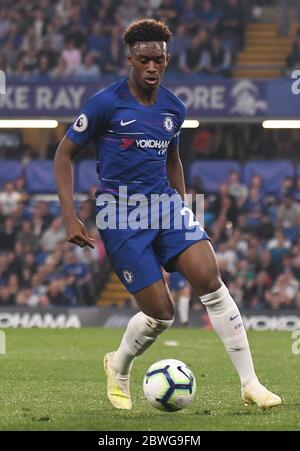 LONDRES, ANGLETERRE - 22 AVRIL 2019 : Callum Hudson-Odoi de Chelsea photographié pendant le match de la première ligue 2018/19 entre Chelsea FC et Burnley FC à S. Banque D'Images