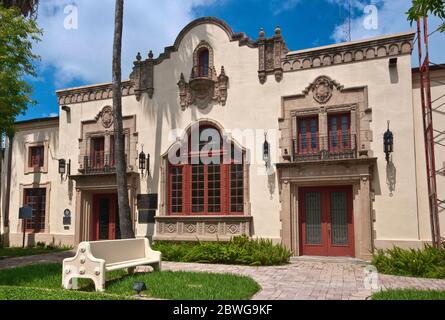 Musée historique de Brownsville, ancien dépôt du Pacifique Sud (1929), style colonial espagnol de renouveau, Brownsville, Rio Grande Valley, Texas, États-Unis Banque D'Images