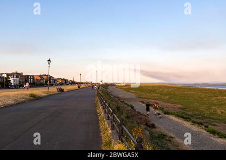 Lytham promenade et moulin à vent, , Lancs, Angleterre, Royaume-Uni Banque D'Images