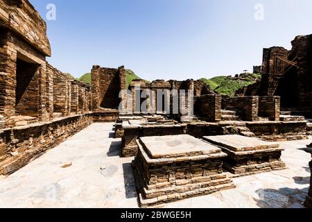 Cour du monastère bouddhiste de Takht-i-Bahi, Takht i Bahi, Takht Bhai, province de Khyber Pakhtunkhwa, Pakistan, Asie du Sud, Asie Banque D'Images