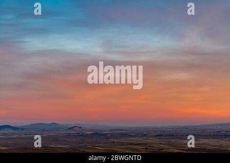 Washington State Palouse Fields en automne au coucher du soleil Banque D'Images