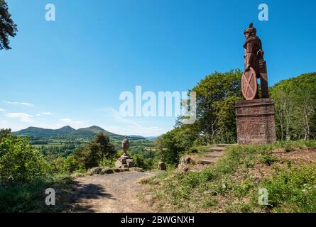 La statue de William Wallace située dans le domaine de Bemersyde, près de Melrose aux frontières écossaises, est une statue commémorant William Wallace. Banque D'Images