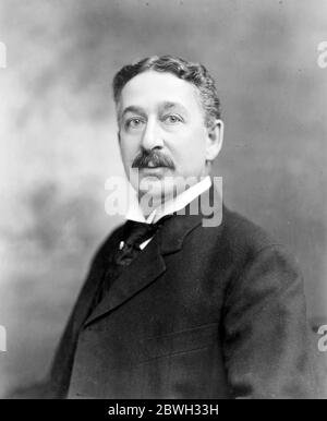 King Camp Gillette (1855 – 1932) homme d'affaires américain qui a inventé la version la plus vendue du rasoir de sécurité Banque D'Images