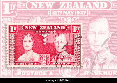 SEATTLE WASHINGTON - 30 mai 2020 : timbre de la Nouvelle-Zélande commémorant le couronnement du roi George VI Scott # 223 Banque D'Images