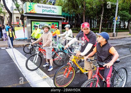 Mexico,Mexicain,Hispanic Latin Latino ethnique,Paseo de la Reforma,Cicloton,programme urbain,dimanche fermeture de rue,bicycl Banque D'Images