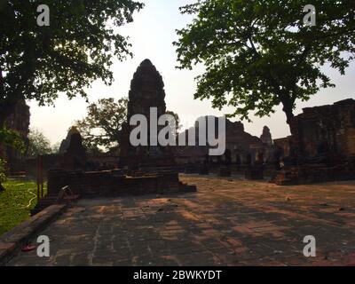 Wat Ratchaburana est un temple dans le parc historique de Phra Nakhon si Ayutthaya. La pagode principale du temple est l'un des meilleurs temples de la ville. Emplacement Banque D'Images