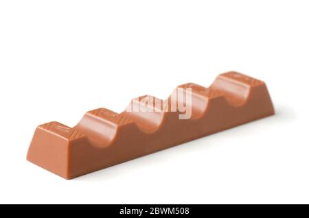 MOSCOU, RUSSIE - 9 NOVEMBRE 2019 : gros plan de la Candy au chocolat Kinder isolée sur fond blanc Banque D'Images