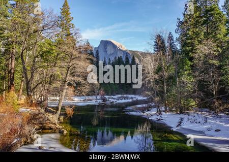 Half Dome au parc Yosemite, États-Unis Banque D'Images