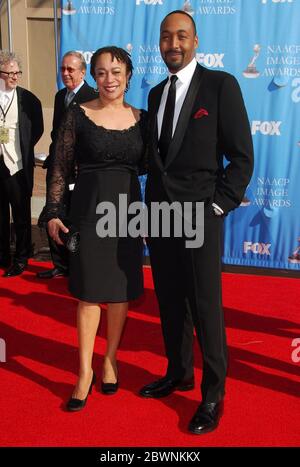 S. Epatha Merkerson et Jesse L Martin à la 38e édition annuelle des NAPPA image Awards - arrivées au Shrine Auditorium de Los Angeles, CA. L'événement a eu lieu le vendredi 2 mars 2007. Photo par: SBM / PictureLux- référence du fichier # 34006-3054SBMPLX Banque D'Images