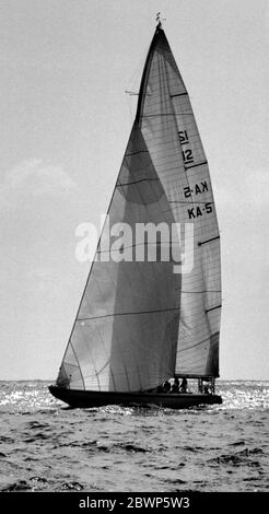 AJAXNETPHOTO. 1980. NEWPORT, RHODE ISLAND, ÉTATS-UNIS. - COUPE DE L'AMÉRIQUE - AUSTRALIE CHALLENGER KA5. PHOTO : JONATHAN EASTLAND / AJAX REF:801609 92 Banque D'Images