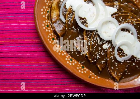 Mole enchiladas mexicaine traditionnelle Banque D'Images