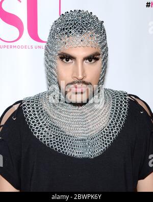 12 août 2017, Hollywood, Californie, États-Unis : JC participe à la célébration du 17e anniversaire du SU Magazine à Hollywood, Californie, à Avalon, le 12 août 2017. (Image crédit : © Billy Bennight/ZUMA Wire) Banque D'Images
