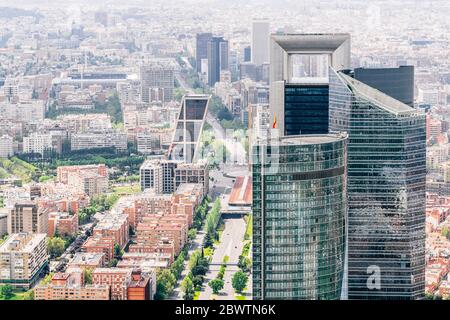 Espagne, Madrid, vue en hélicoptère sur le quartier d'affaires de Cuatro Torres Banque D'Images