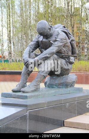 Monument aux soldats-internationalistes qui sont morts dans les guerres modernes de l'URSS et de la Russie. Un mémorial de guerre à Syktyvkar, en Russie. Banque D'Images