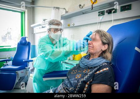 Milan - pads pour COVID-19 pour les particuliers au centre IRCCS Multimedica de Sesto San Giovanni (Marco Passaro/Fotogramma, Milan - 2020-06-03) p.s. la foto e' utilizzabile risnel petto del contento in cui e' stata scattata, e senza intento diffamatorio del presento decorate one persorno Banque D'Images