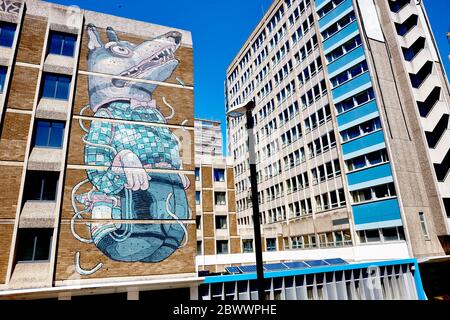 Mur mural par Aryz sur Nelson Street à Bristol, Angleterre Royaume-Uni Banque D'Images