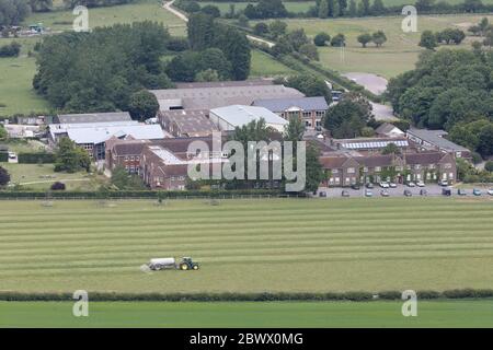 Vue sur Plumpton College dans East Sussex depuis South Downs. 03 juin 2020. Banque D'Images