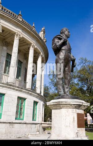 George Merrick statue à l'extérieur de l'Hôtel de ville de Coral Gables, Miami, Floride, USA Banque D'Images