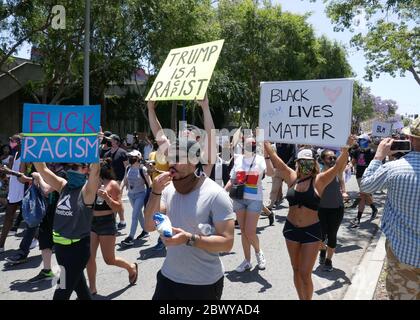 West Hollywood, Californie, États-Unis 3 juin 2020 Black Lives Matter et la manifestation LGBTQ le 3 juin 2020 à West Hollywood, Californie, États-Unis. Photo de Barry King/Alay Live News Banque D'Images