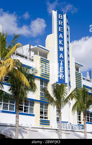 Breakwater Hotel sur Ocean Drive, à South Beach, Miami Beach, Florida, USA Banque D'Images