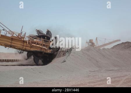 SNIM (ENTREPRISE MINIÈRE ET INDUSTRIELLE NATIONALE) EN MAURITANIE Banque D'Images